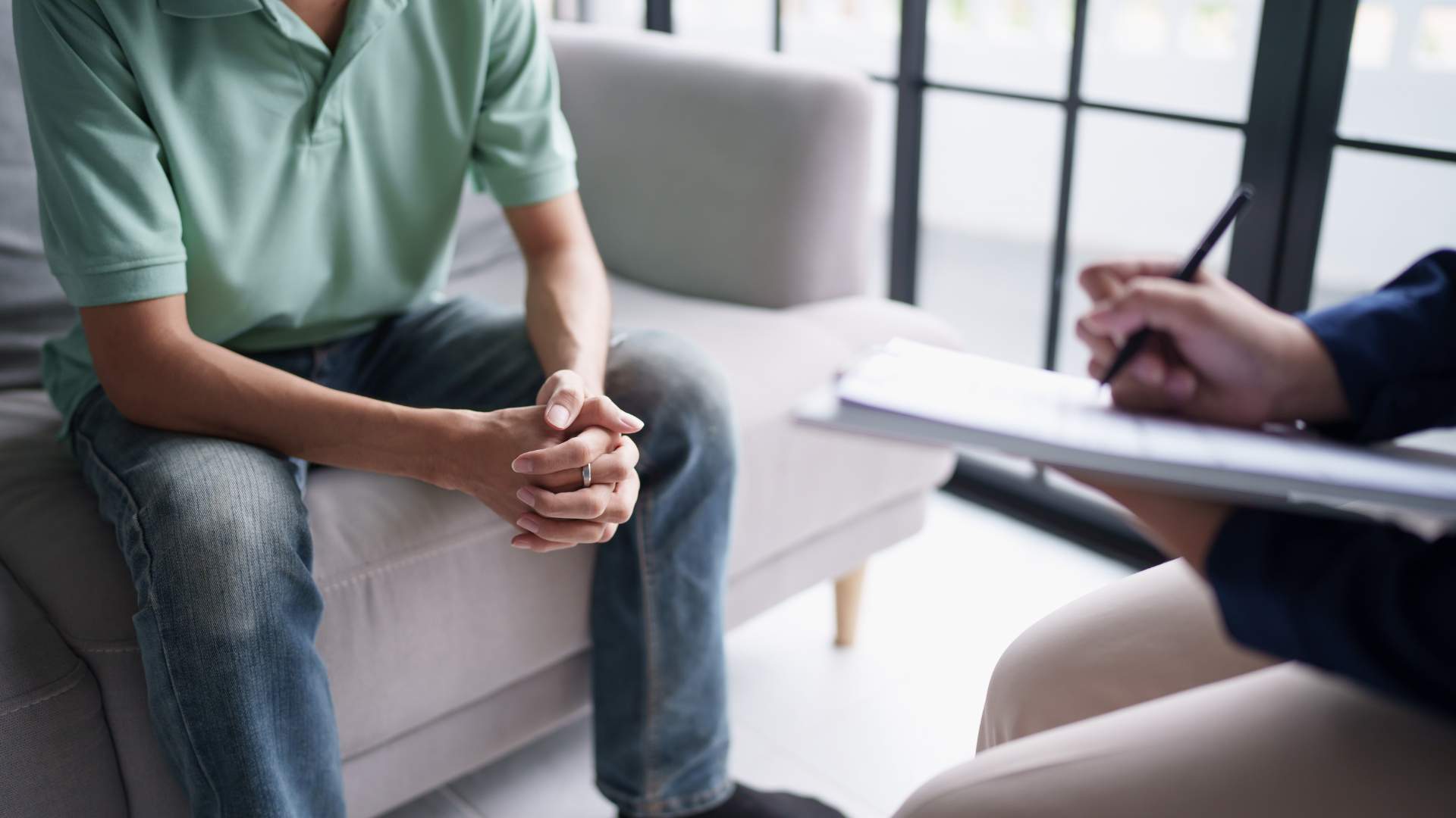 Man seeking EMDR Therapy That Accepts Cigna In Nashville