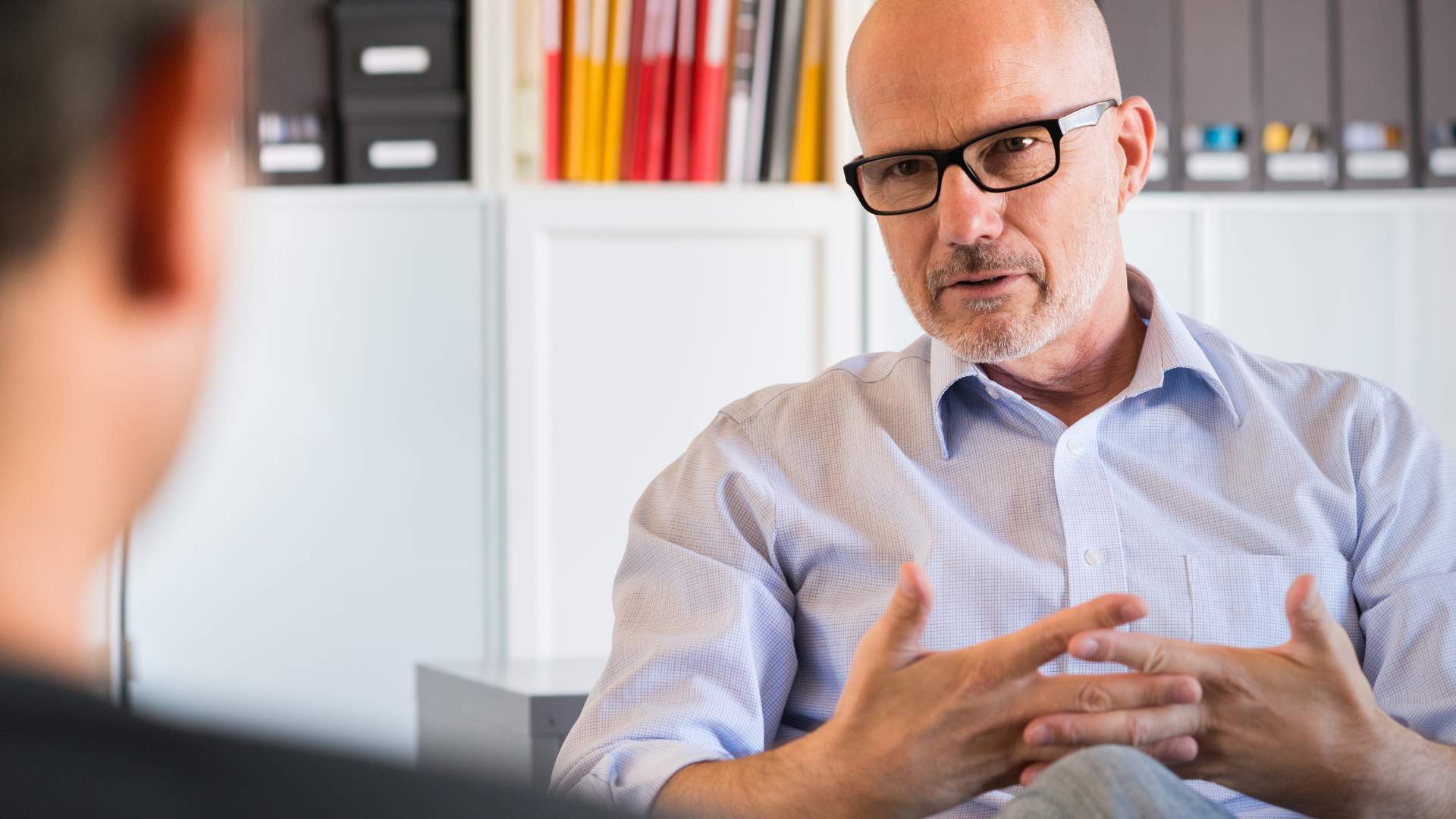 Men discussing for EMDR Therapy That Accepts Oscar Health In Nashville, Tennessee